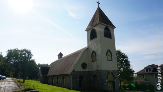  Einono Aušros Vartų Marijos lietuvių bažnyčia 