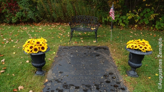 Charles Bronson grave in Vermont