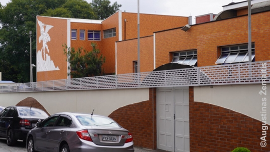 Šv. Mykolo Arkangelo mokykla Vila Zelinoje