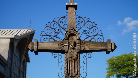 Braiton Parko lietuviškas kryžius