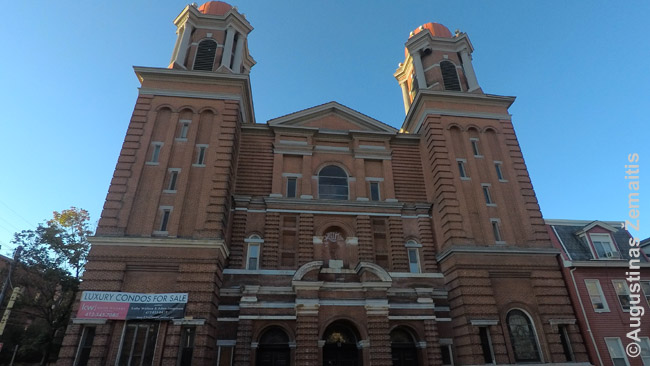 Šv. Kazimiero lietuvių bažnyčia pietinėje Pitsburgo (Pittsburgh) dalyje