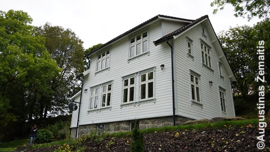 Rugalando lietuvių namai