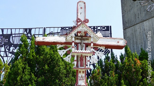 Lithuanian Martyrs Cross from Delhi